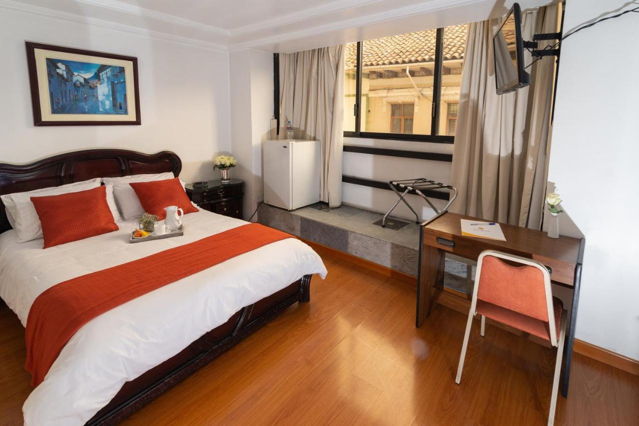 Hotel Cordero Куенка Екстер'єр фото