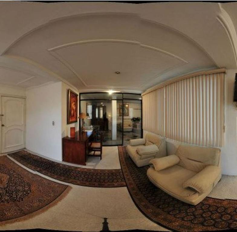 Hotel Cordero Куенка Екстер'єр фото