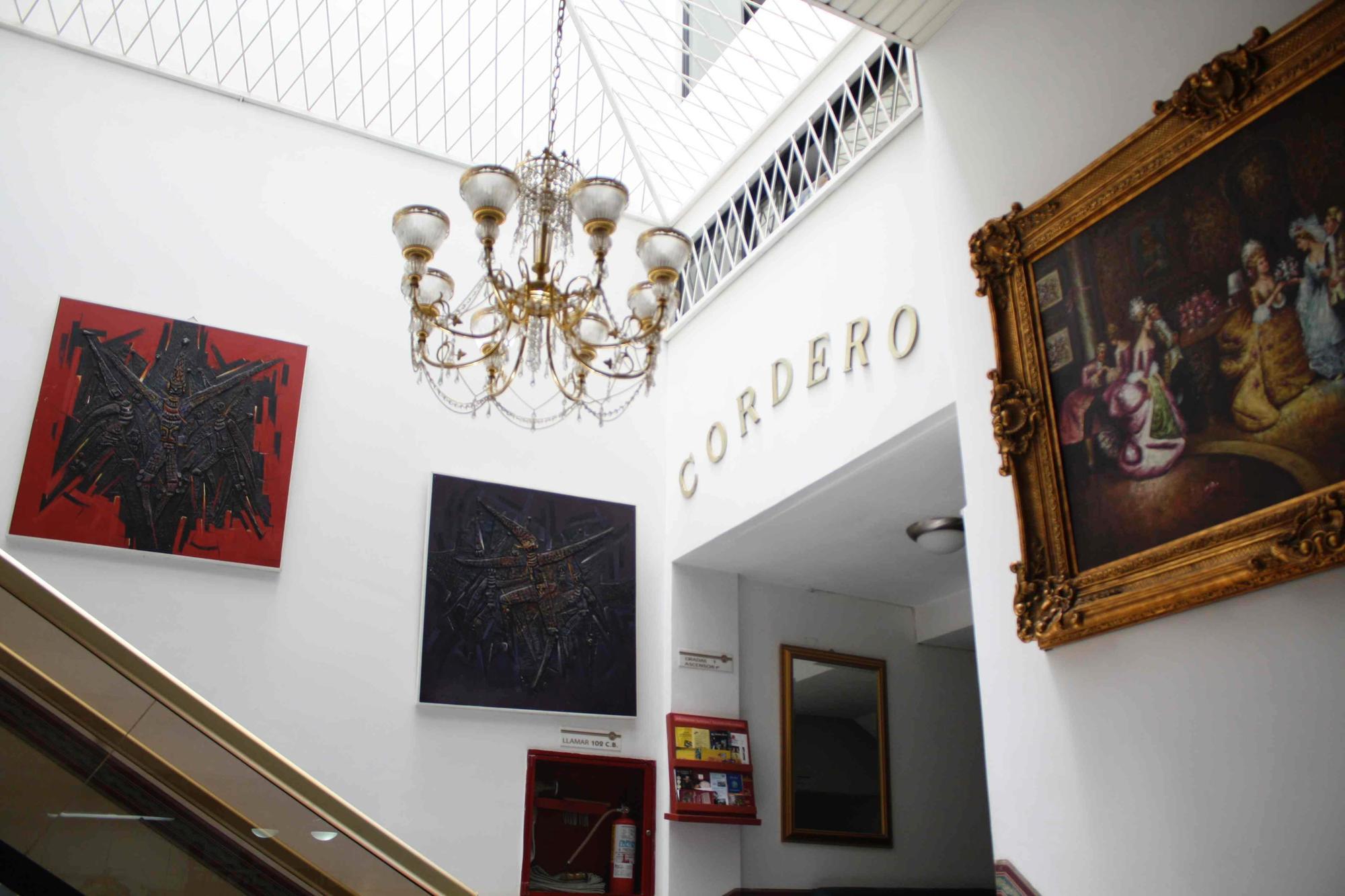 Hotel Cordero Куенка Екстер'єр фото