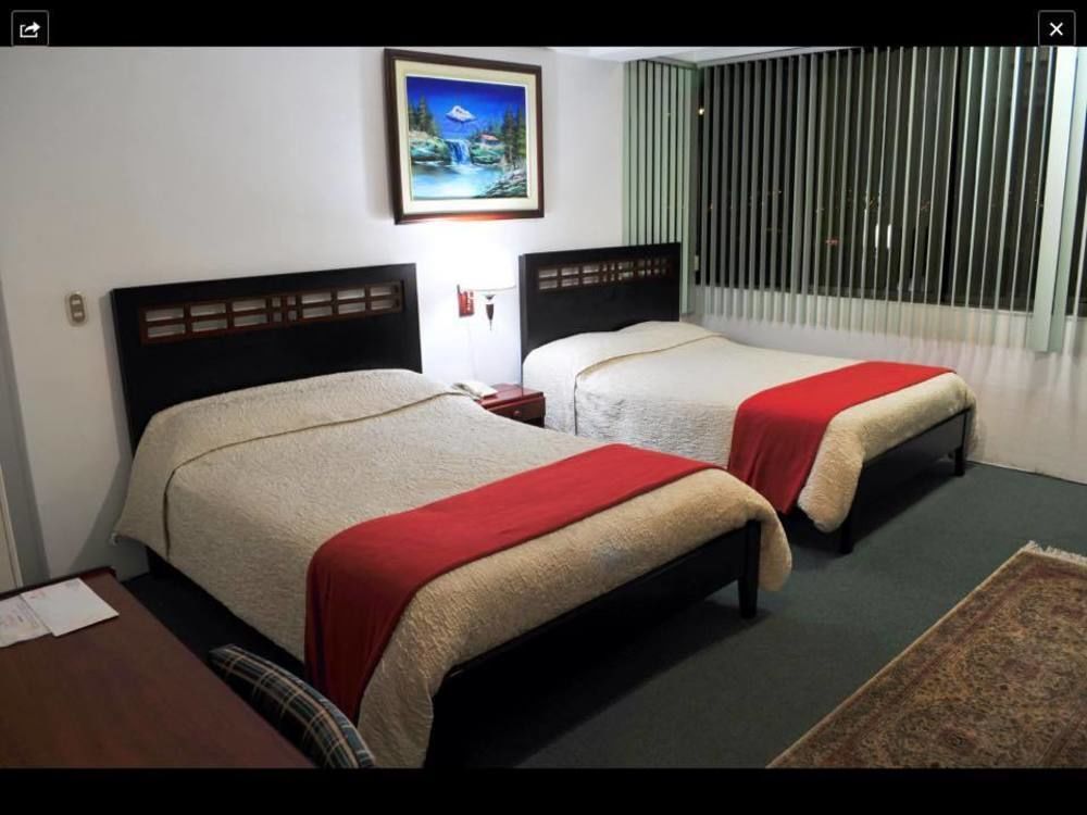 Hotel Cordero Куенка Екстер'єр фото