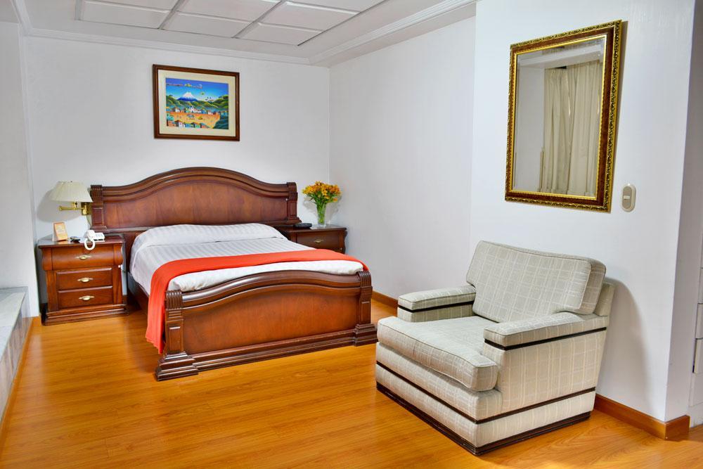 Hotel Cordero Куенка Екстер'єр фото